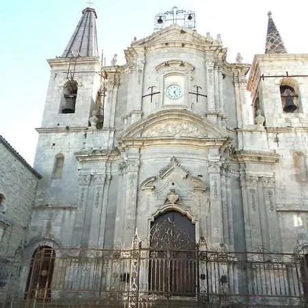 Balcon De Petralia Dom wakacyjny *