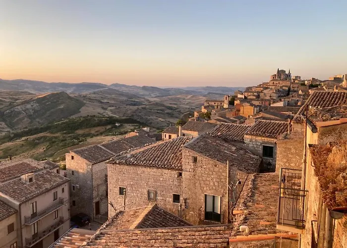 Balcon De Petralia 別荘 ペトラリーア・ソプラーナ